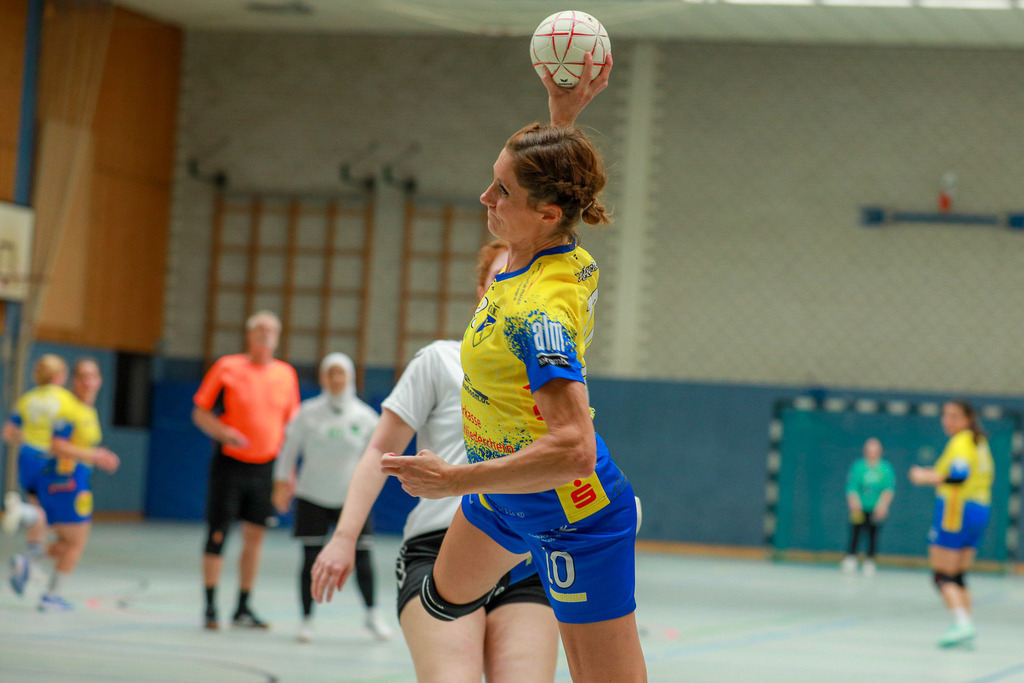 Neukirchen-Rheinhausen310825_002 | Bildergalerie von Sport-Ereignissen aber auch von weiteren spannenden Dingen - nicht nur vom Niederrhein. In Anlehnung an den bekannten Spruch von Hanns Dieter Hüsch heißt das Motto: "Niederrhein ist überall".  - Realisiert mit Pictrs.com