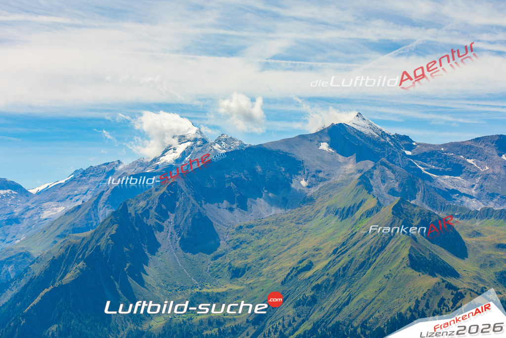 Schöne Luftaufnahme als Geschenk in Grossglockner Kaprun - Die Luftbildaufnahme wurde 2025 vom UL-Flugzeug heraus erstellt ( keine Drohne ) - Hochauflösende Luftaufnahme -Nicht vergleichbar mit Google Maps oder Satelittenbilder- Die Geschenkidee !Mit Lizenz und Bildrechte bestellbar