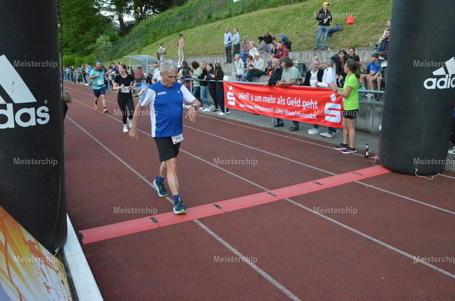 19-37-54_ | Meisterchip Fotoshop - Realisiert mit Pictrs.com