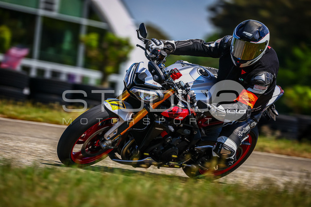 0017-260508DCB-018_17 | Deine Full-Service-Agentur für ✔️Videoproduktionen und ✔️Motorsportfotografie Jetzt Angebot anfragen!