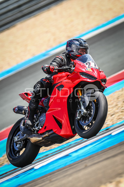 0027-260603ASN-010_27 | Deine Full-Service-Agentur für ✔️Videoproduktionen und ✔️Motorsportfotografie Jetzt Angebot anfragen!