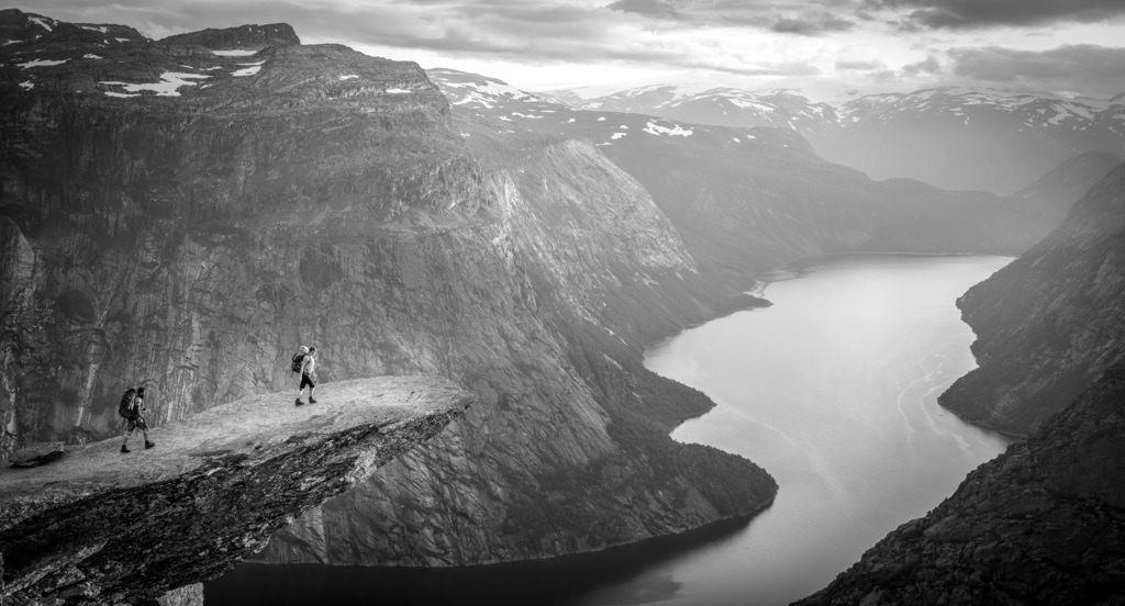 Trolltunga | Auf der Trolltunga in Norwegen - Realisiert mit Pictrs.com