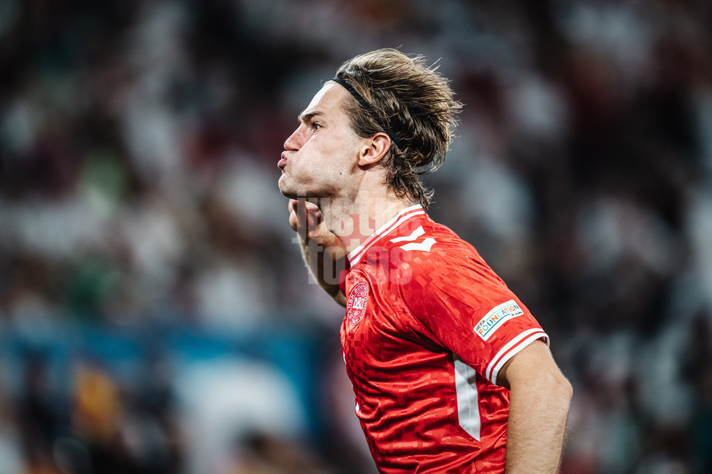 Fußball | Herren | UEFA-Fußball-Europameisterschaft 2024 | Achtelfinale | Deutschland vs. Dänemark | 29.06.2024 | Der jubel von Joachim Andersen (#2, Dänemark)vergebens