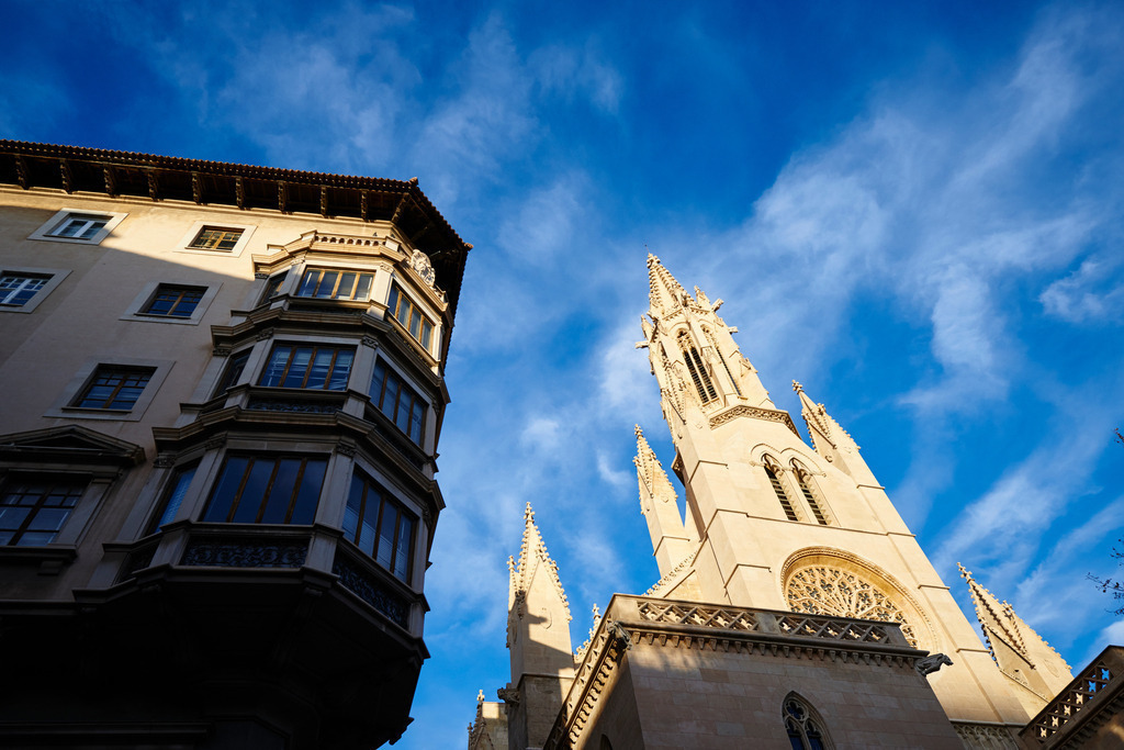 Kirche von Santa Eulalia | Palma de Mallorca, Spanien - December 27, 2013: Kirche von Santa Eulalia. - Realisiert mit Pictrs.com