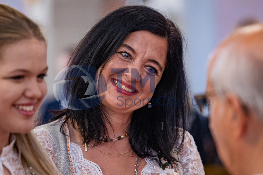 RR5M7152 | Firmung Klagenfurt-Dom 19.05.2024 8 Uhr