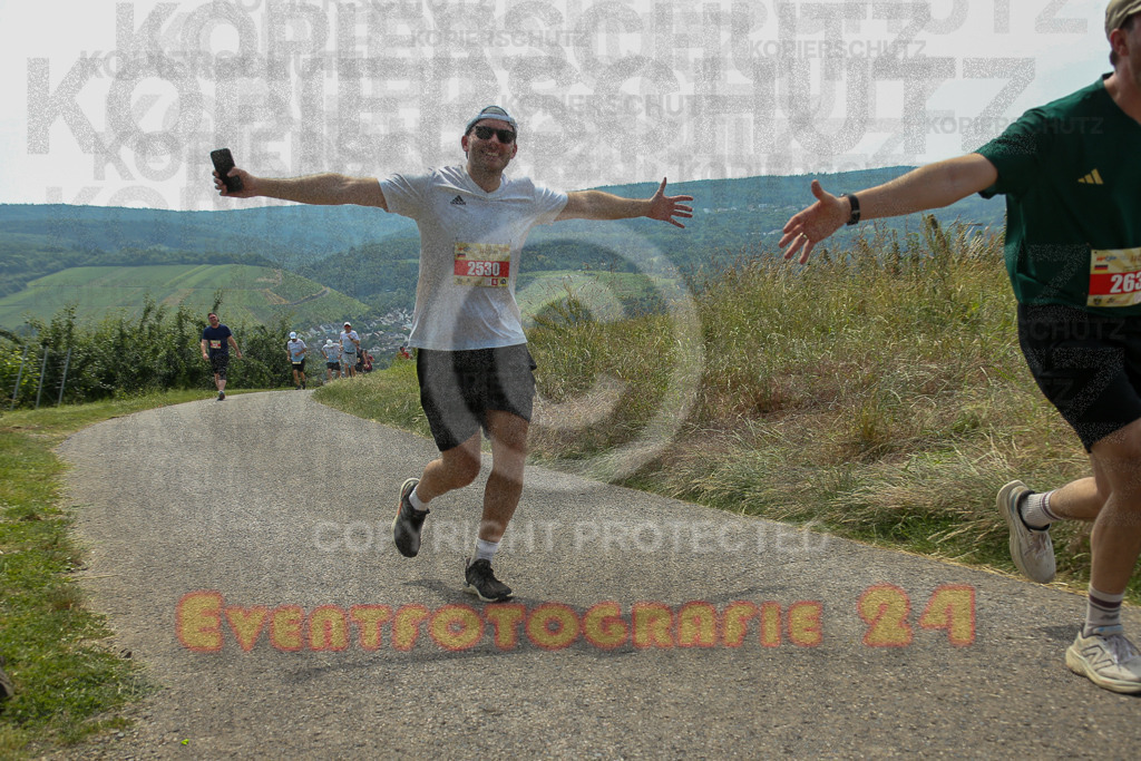 250614_1237_EX1_7541 | Sportfotografie im Rhein-Sieg Kreis, Köln, Bonn, NRW, Rheinland Pfalz, Hessen, etc. Unser Tätigkeitsfeld umfasst den Laufsport vom Volkslauf über den Marathon, Duathlon, Triathon bis zum Ultralauf wie Kölnpfad Ultra oder Schindertrail.