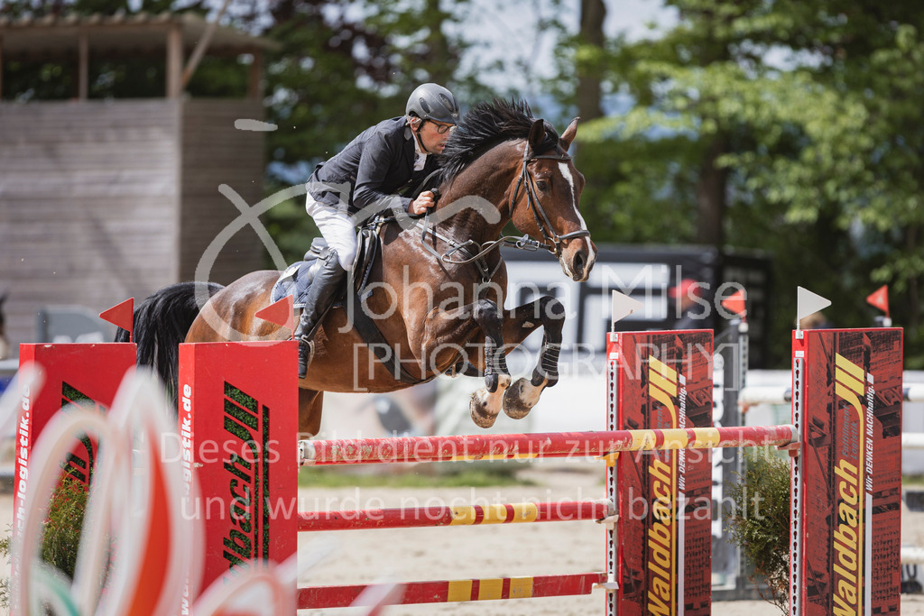 250504_SpengeW_M2-Spr-454 | Deine schönsten Turniermomente als professionelle Fotos! Entdecke hochwertige Pferdesport-Fotografie im Online-Shop. Jetzt Fotos finden & bestellen!