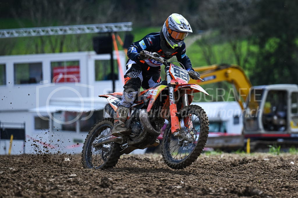 Motocross Schlatt bei Winterthur - 29. April 2023 | #921 Buergler Kris aus Illgau (CH) auf KTM in der Kategorie MX2 am Motocross Schlatt bei Winterthur, 29. April 2023.
Instagram: @mx_schlatt | @mc_wila | @sam_schweiz
Bild: Sportfotografie Markus Aeschimann | www.markus-aeschimann.ch - Realisiert mit Pictrs.com