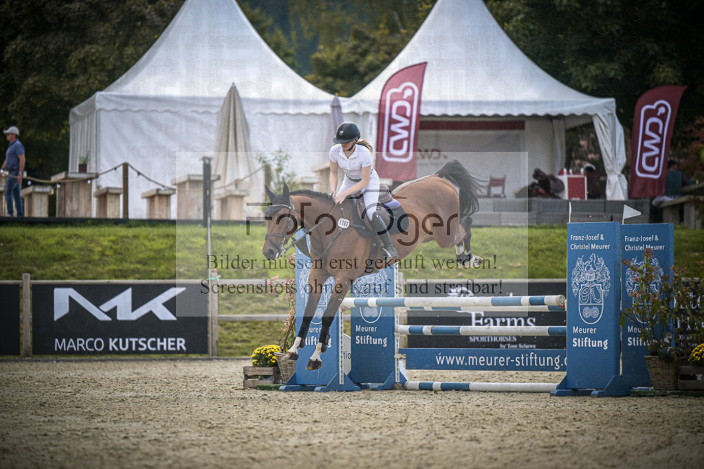 DOS_7040 | Entdecke hochwertige Reitturnierfotos von Foto Oger. Professionell, emotional und authentisch – jetzt Lieblingsmomente im Shop bestellen.Deutschlandweite Turnierfotografie. - Realisiert mit Pictrs.com