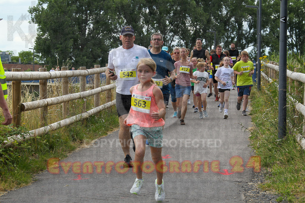 220625_1509_EV4_3590 | Sportfotografie im Rhein-Sieg Kreis, Köln, Bonn, NRW, Rheinland Pfalz, Hessen, etc. Unser Tätigkeitsfeld umfasst den Laufsport vom Volkslauf über den Marathon, Duathlon, Triathon bis zum Ultralauf wie Kölnpfad Ultra oder Schindertrail.