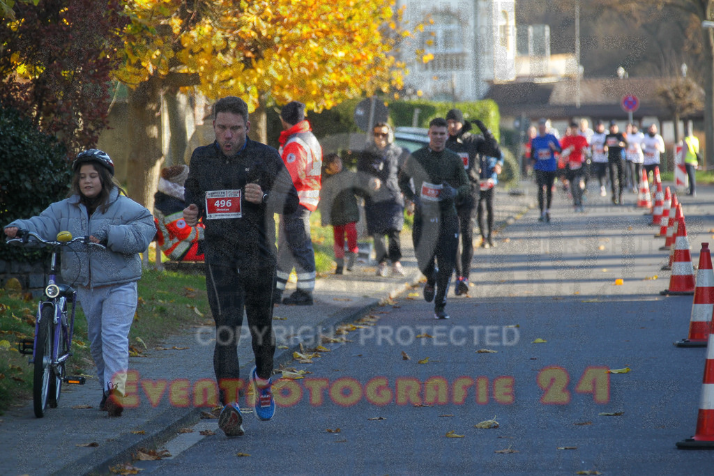 241201_1233_EV4_2923 | Sportfotografie im Rhein-Sieg Kreis, Köln, Bonn, NRW, Rheinland Pfalz, Hessen, etc. Unser Tätigkeitsfeld umfasst den Laufsport vom Volkslauf über den Marathon, Duathlon, Triathon bis zum Ultralauf wie Kölnpfad Ultra oder Schindertrail.