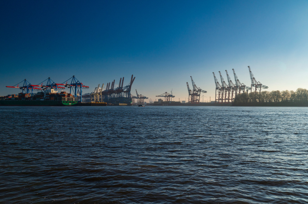 2025_01_19_HH-OEVELGOENNE_MCP4750 | Hochwertig gedruckte Fotografien für die Wand, als Kalender und zum Verschenken. Hamburg & Norddeutschland und überall wo ich mit der Kamera unterwegs war.