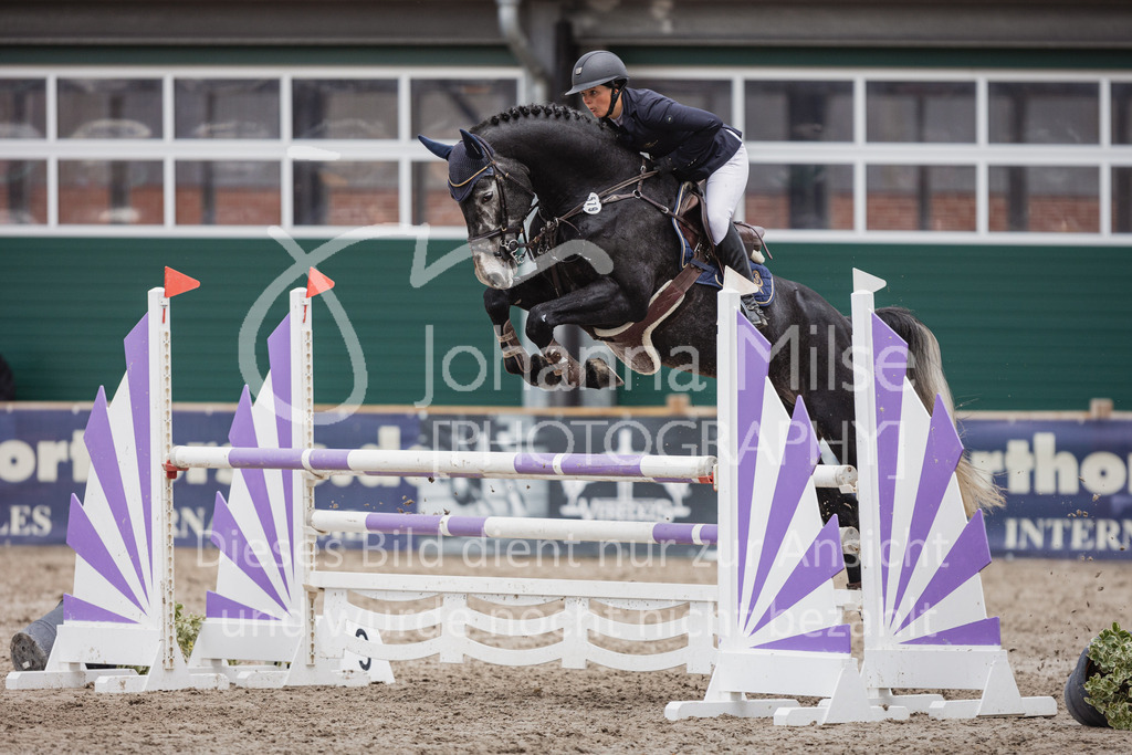 230411_Mühlen_03SprPf-L-388 | Deine schönsten Turniermomente als professionelle Fotos! Entdecke hochwertige Pferdesport-Fotografie im Online-Shop. Jetzt Fotos finden & bestellen!