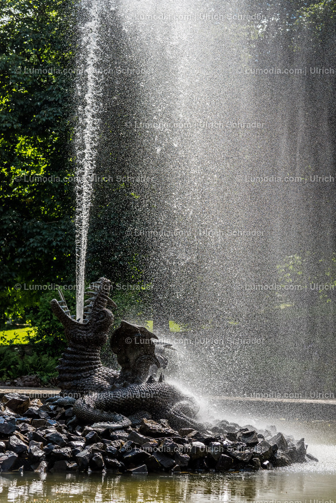 10049-4078 - Schloßpark Ballenstedt | Stockfoto und Bilderpool mit Bildmaterial aus Deutschland, dem Harz, Halberstadt, Quedlinburg, Wernigerode und weltweit. Qualitativ hochwertige und professionelle Fotos anschauen und kaufen. - Realisiert mit Pictrs.com