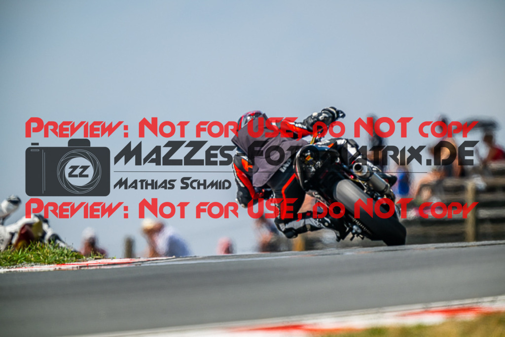 MaZZes_FotoMatrix_220722_4011 | SIDECAR
