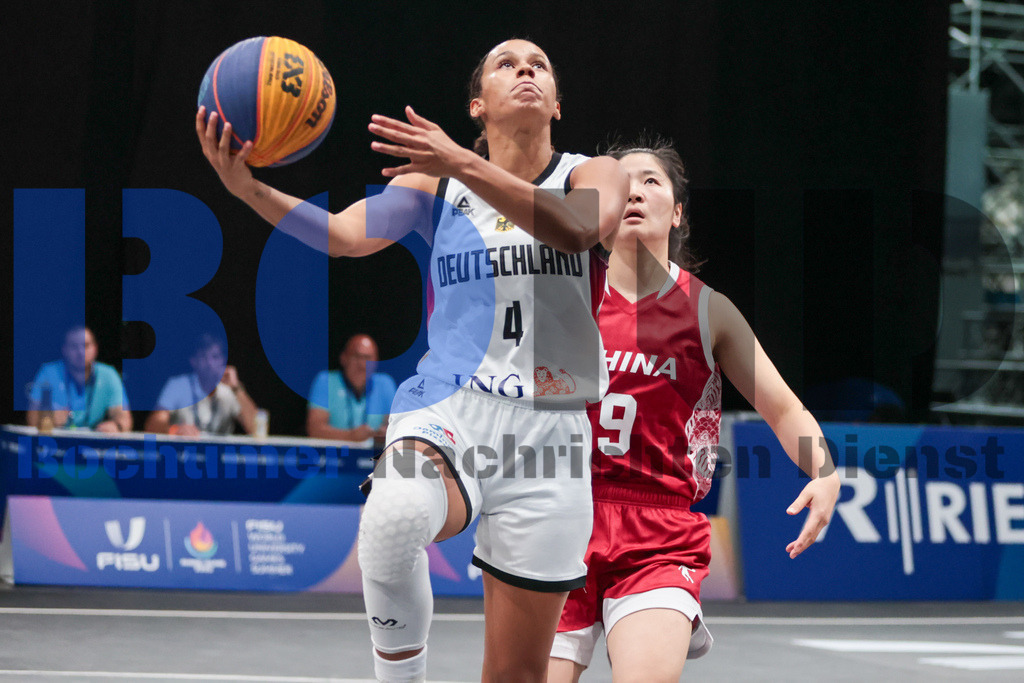 SES_RRG3x320250720-204 | bond - Realisiert mit Pictrs.com