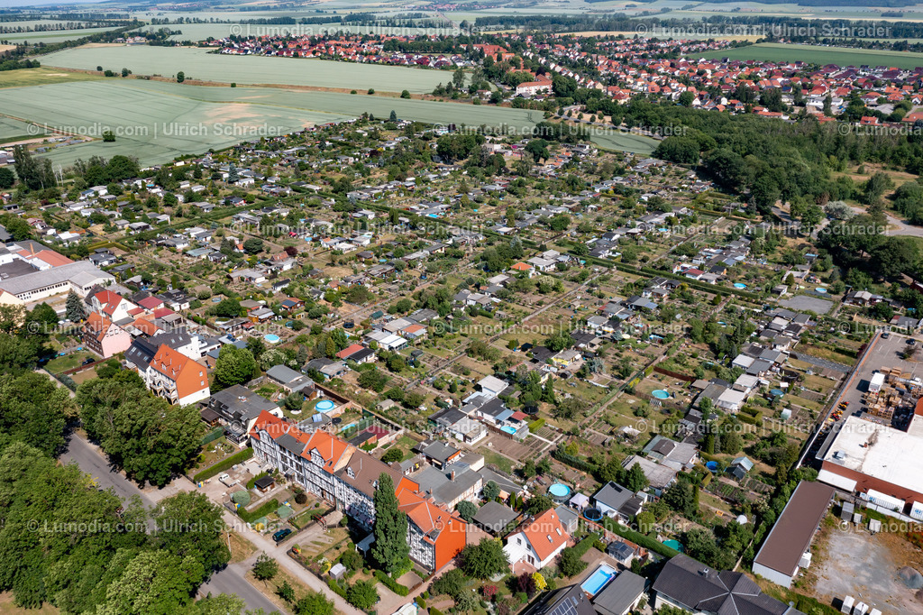 10049-51664 - Luftbild Halberstadt | Stockfoto und Bilderpool mit Bildmaterial aus Deutschland, dem Harz, Halberstadt, Quedlinburg, Wernigerode und weltweit. Qualitativ hochwertige und professionelle Fotos anschauen und kaufen. - Realisiert mit Pictrs.com
