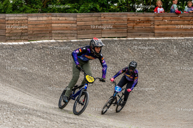 BayBMX2026-04913 | Fotogalerie von Thomas Dettweiler mit Eventbildern und lizenzfreien Fotos. Perfekt als Wandbild, für Büro, Website oder private Nutzung. - Realisiert mit Pictrs.com