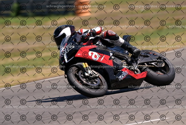 26bt04-1816 | markuskiefer.com - Realisiert mit Pictrs.com