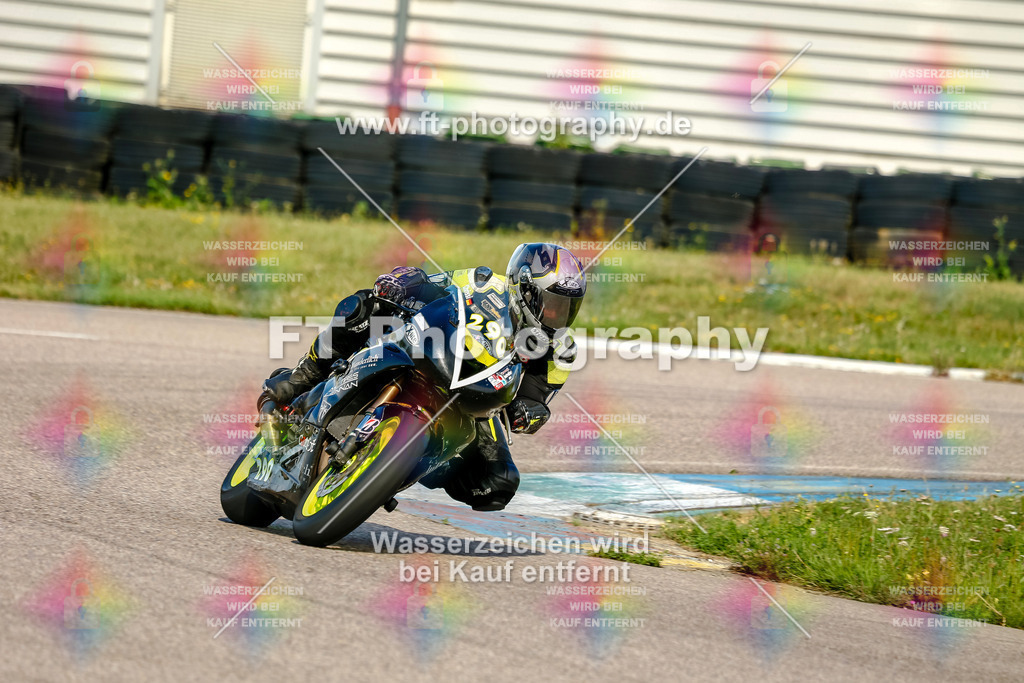 Chambley Juli-0195 | Hier findet Ihr Bilder von Touristenfahrten auf der Nürburgring Nordschleife oder von anderen Veranstaltungen die ich besucht habe. Viel Spass beim Durch Schauen 