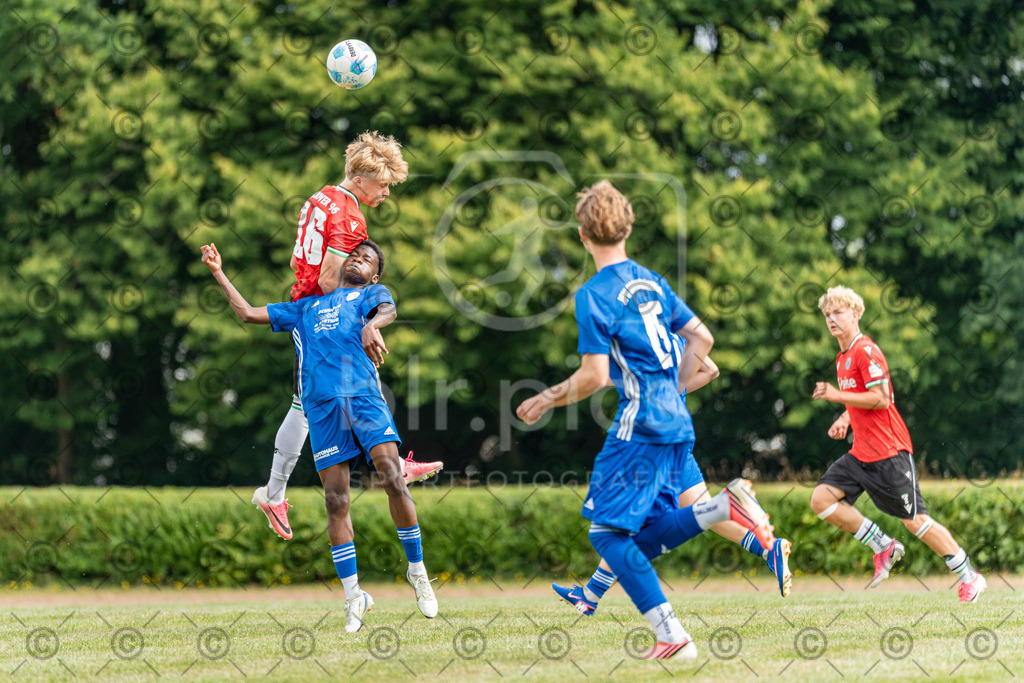 _DSC8062 | Professionelle Fußball- und Sportfotografie. Spielbilder online ansehen und kaufen – Einzelbilder oder komplette Galerien in hoher Qualität. - Realisiert mit Pictrs.com