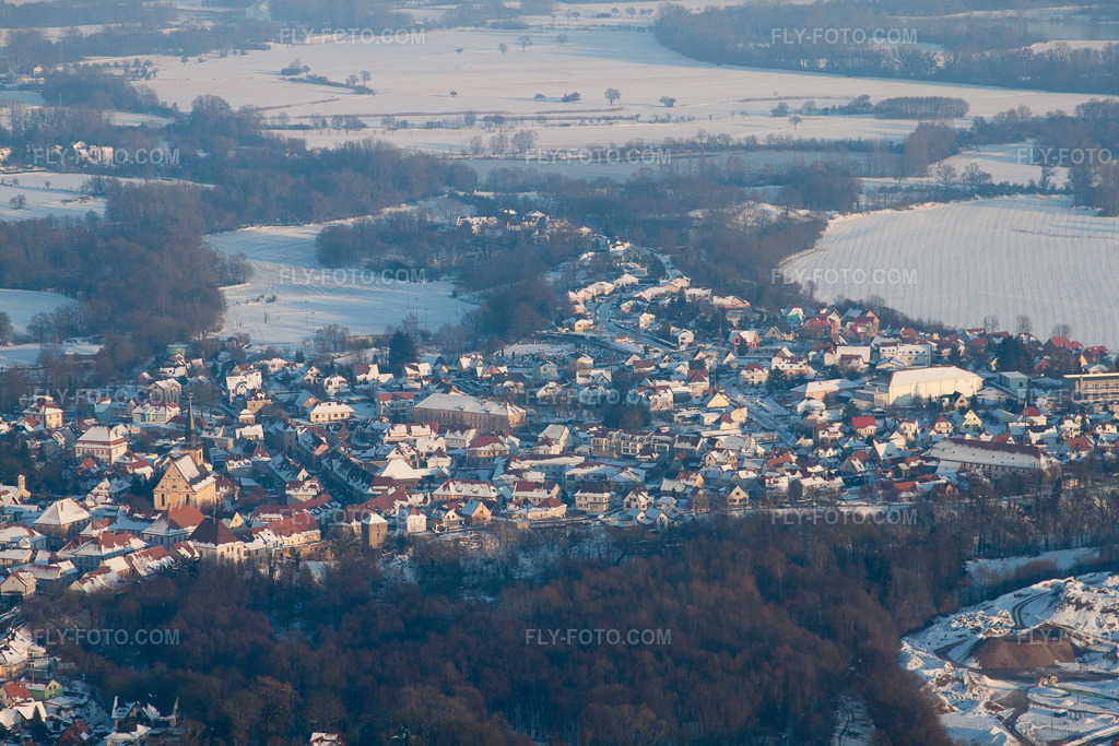 Aerial view: Lauterbourg in Scheibenhard in the state Bas-Rhin, France.Photo: IMG_36689.jpg taken on 01/05/2011 by Werner Riehm/FLY-FOTO.comResolution of the original: 4752 x 3168 px