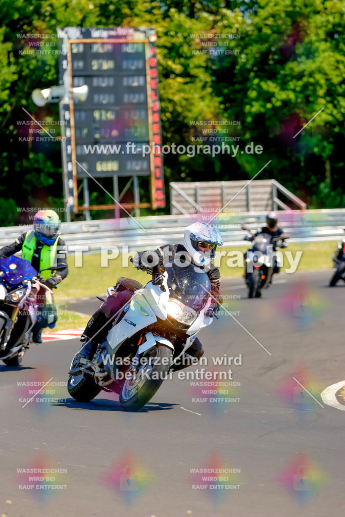 _MOT9447 | Hier findet Ihr Bilder von Touristenfahrten auf der Nürburgring Nordschleife oder von anderen Veranstaltungen die ich besucht habe. Viel Spass beim Durch Schauen 