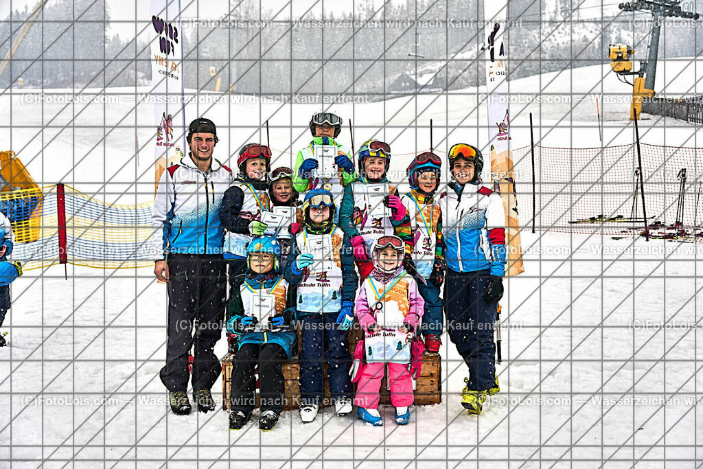 ALP1011_NeujahrsSchikurs_Siegerehrung_Gruppe MARLIES | (C)FotoLois.com, Alois Spandl. NEUJAHRS-SCHIKURS Schischule Haginger, Gemeindealpe Mitterbach, Abschlußrennen, Sa 6. Januar 2024.