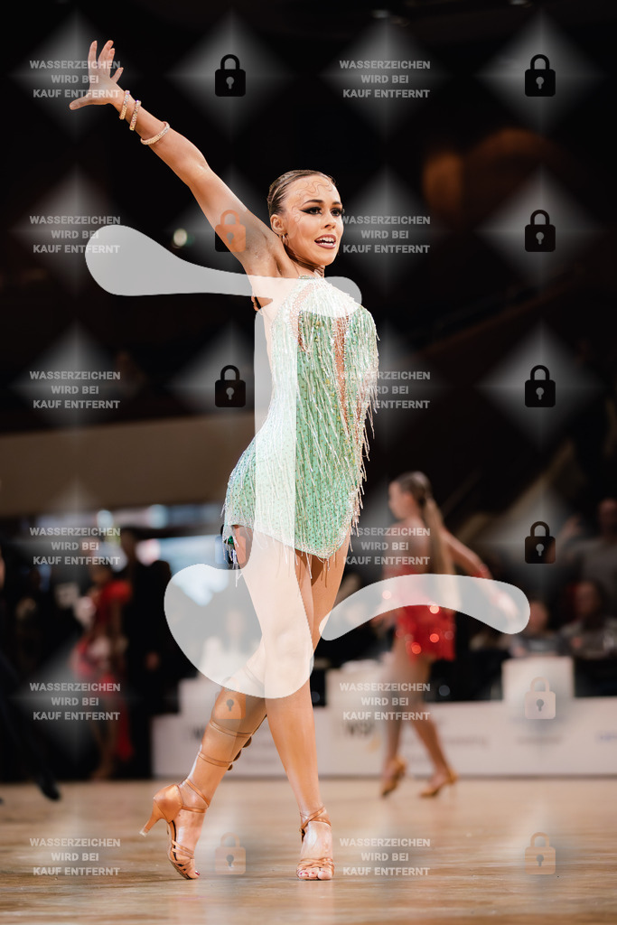 Goldstadtpokal 2025 - WDSF Open Latin Youth 6th (85) Michael Bakscheev _ Julie Meck (Schwarz-Weiß-Club Pforzheim)-2025-01-25-7079 | Webshop for digital downloads and prints of dance sport, event & show photographer Julian Link - Realisiert mit Pictrs.com