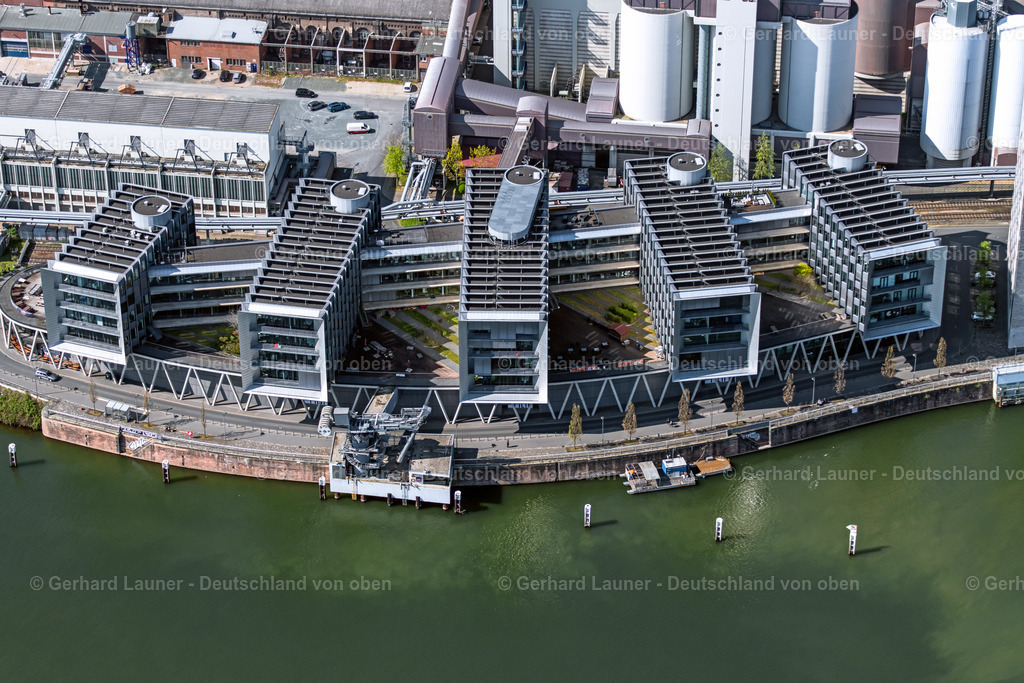 4020929 | Moderne Bürohäuser am Rotfelder-Ring, Frankfurt am Main