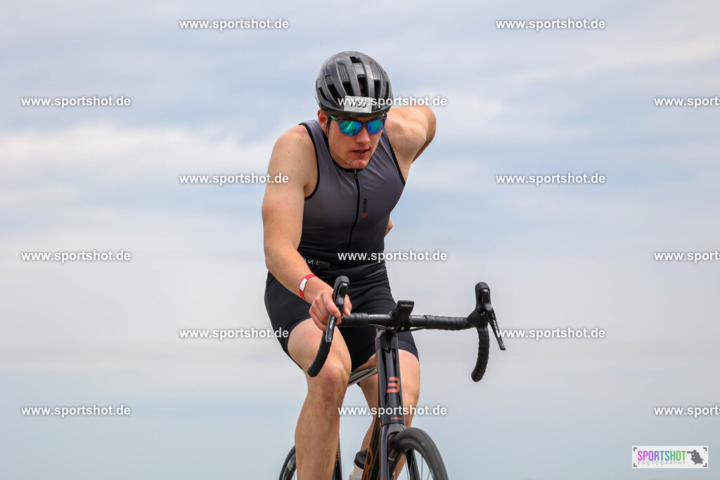 BR8A4834 | Stadttriathlon Erding 2025. #yourpictrs #sportshot_your_pictrs @Sportshotphotography #stadttriathlonerding Copyright: www.sportshot.de