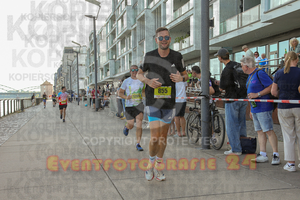 250920_1447_EX1_7539 | Sportfotografie im Rhein-Sieg Kreis, Köln, Bonn, NRW, Rheinland Pfalz, Hessen, etc. Unser Tätigkeitsfeld umfasst den Laufsport vom Volkslauf über den Marathon, Duathlon, Triathon bis zum Ultralauf wie Kölnpfad Ultra oder Schindertrail.