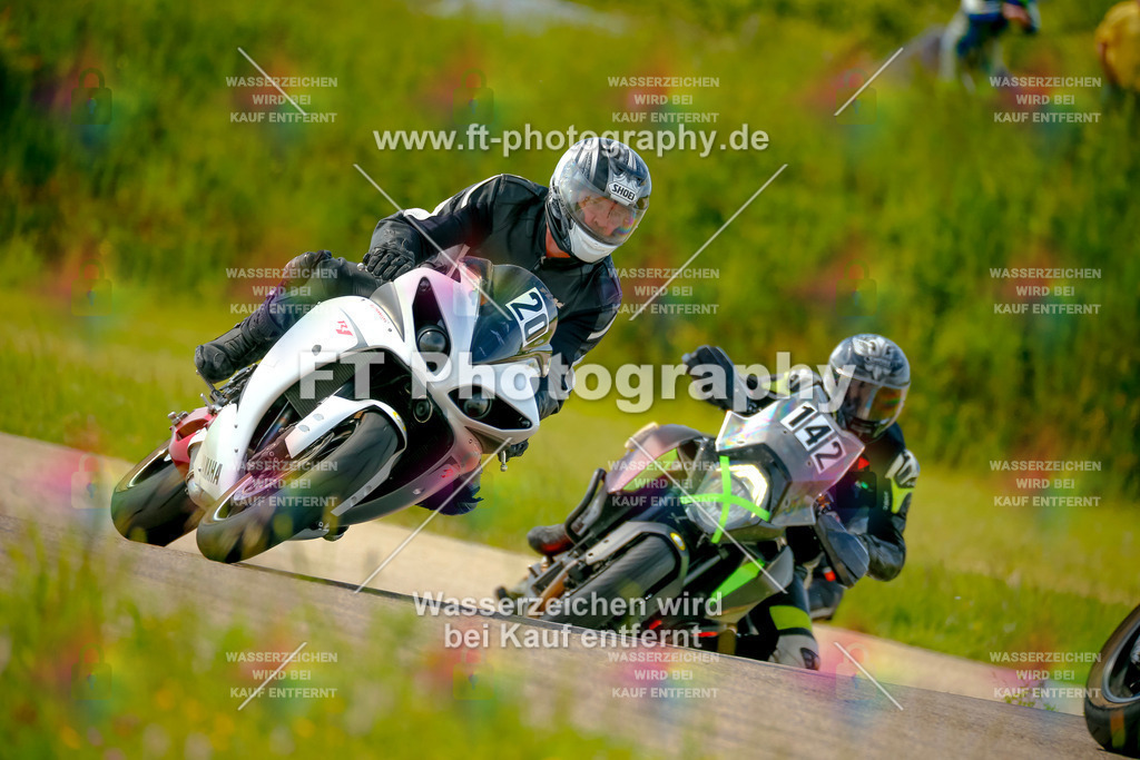 _MOT0988 | Hier findet Ihr Bilder von Touristenfahrten auf der Nürburgring Nordschleife oder von anderen Veranstaltungen die ich besucht habe. Viel Spass beim Durch Schauen 