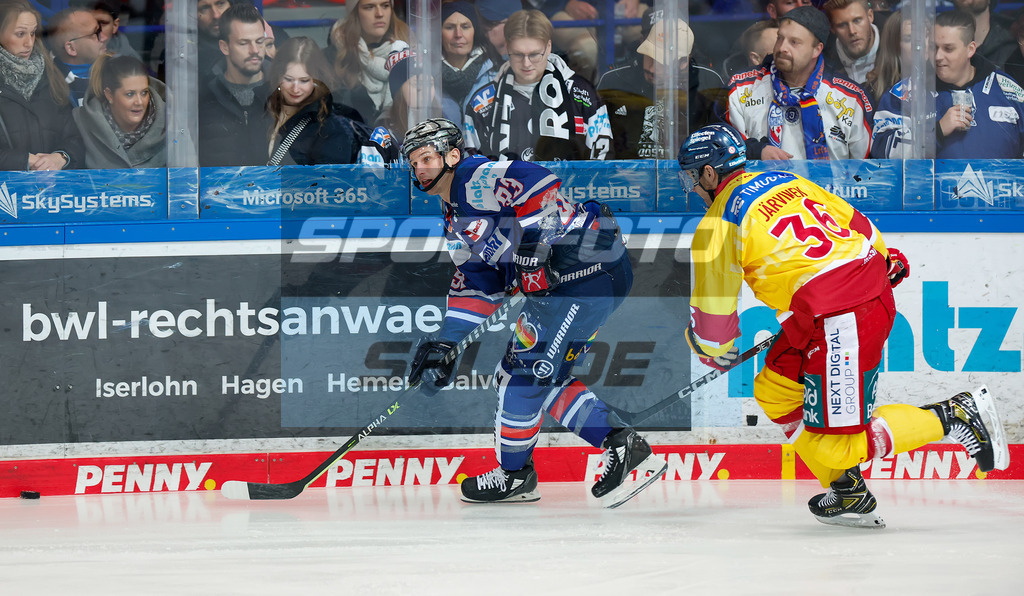 Iserlohn Roosters - Duesseldorfer EG | 
DEL: Iserlohn Roosters - Duesseldorfer EG - Realisiert mit Pictrs.com