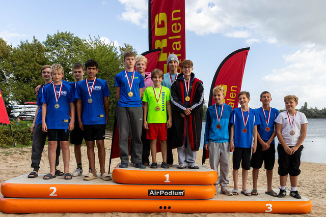 DLRG, Rettungssport, Beach- & Oceanevents, NRW-Landesmeisterschaften Freiwasser Rettungssport 2026 20.09.2026 | Kalkar-Wissel, Deutschland - September, 20: Impressionen der 7. NRW-Landesmeisterschaften Freiwasser Rettungssport 2026 im Naturbad Wisseler See (Foto: Benedikt Lang (DLRG)) - Realisiert mit Pictrs.com
