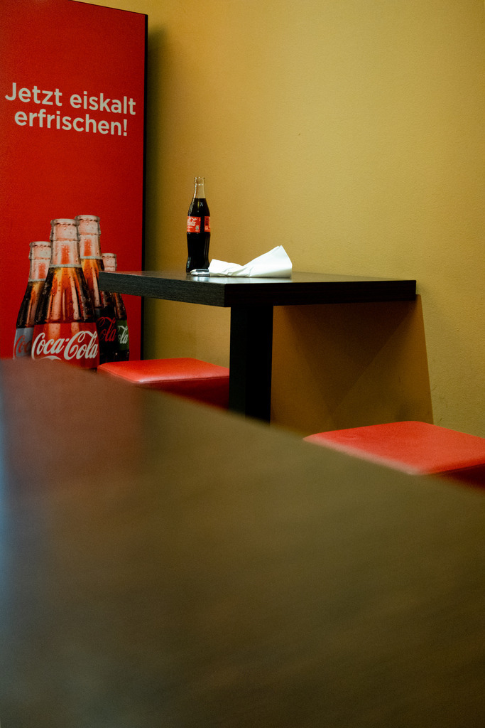_DSF2580 (1) | ​Minimalistische Street Photography & Urban Art von Nils Friederichs. Entdecke hochwertige Fotokunst-Prints und Wandbilder aus der Region Hildesheim & Hannover. - Realisiert mit Pictrs.com