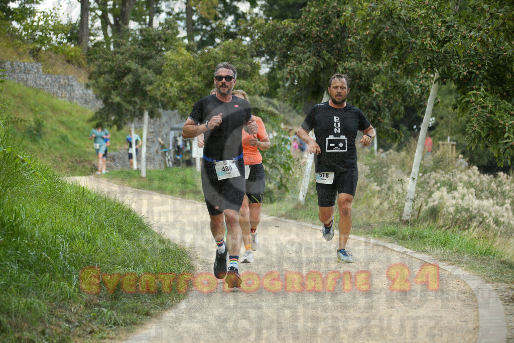250824_1400_EX1_4608 | Sportfotografie im Rhein-Sieg Kreis, Köln, Bonn, NRW, Rheinland Pfalz, Hessen, etc. Unser Tätigkeitsfeld umfasst den Laufsport vom Volkslauf über den Marathon, Duathlon, Triathon bis zum Ultralauf wie Kölnpfad Ultra oder Schindertrail.
