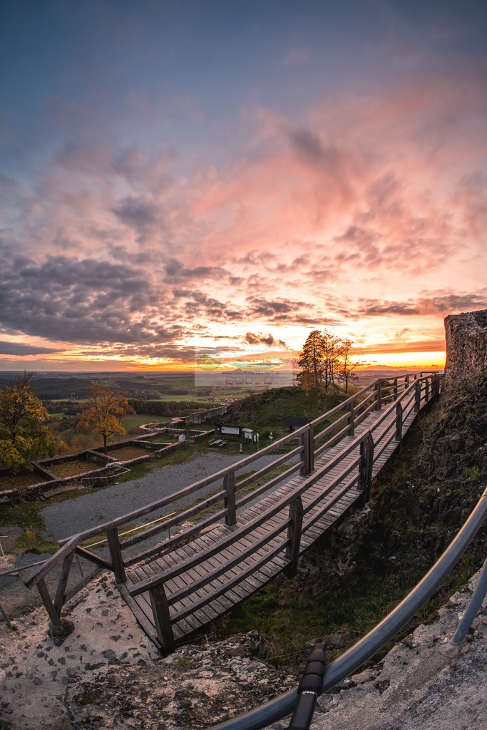 Sonnenuntergang Burgruine Waldeck | Impressionen rund um Hochfranken - Frankenwald - Fichtelgebirge - Realisiert mit Pictrs.com