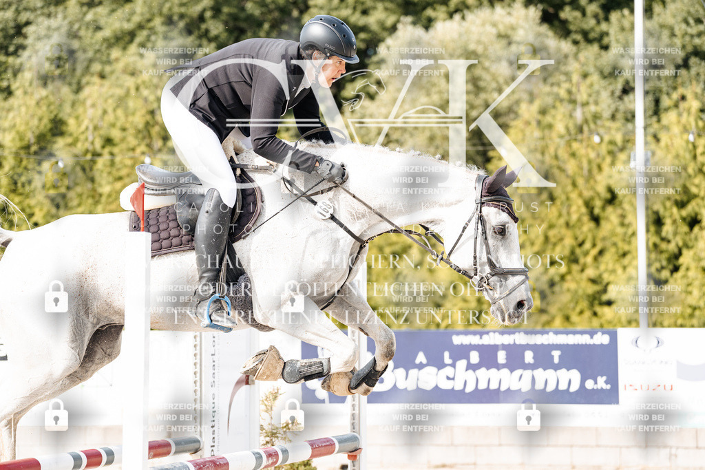 CK905585 | Turnierfotografie Pferdefotografie Trier Rheinland-Pfalz Pferdesport Reitsport Tierfotografie Sportfotografie Pferdevideo Pferdevideografie Equestrianvideography equestrianphotography  - Realisiert mit Pictrs.com