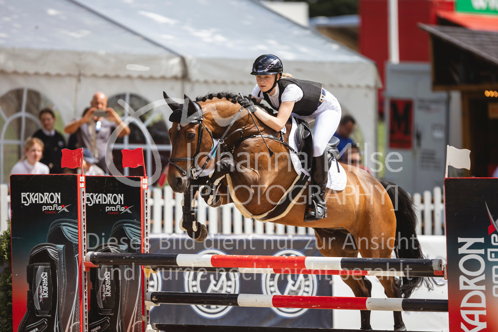 240711_BHO_L-Stil-1-481 | Deine schönsten Turniermomente als professionelle Fotos! Entdecke hochwertige Pferdesport-Fotografie im Online-Shop. Jetzt Fotos finden & bestellen!