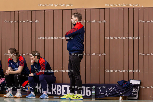 Handball I Damen I Saison 2025-2026 I Verbandsliga Süd I 15. Spieltag I HSG Kalkberg 06 - HSG Holsteinische Schweiz 222 | Sönke Frey (Trainer, HSG Holsteinische Schweiz) - Realisiert mit Pictrs.com