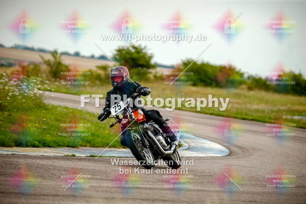 Chambley Juli-2249 | Hier findet Ihr Bilder von Touristenfahrten auf der Nürburgring Nordschleife oder von anderen Veranstaltungen die ich besucht habe. Viel Spass beim Durch Schauen 