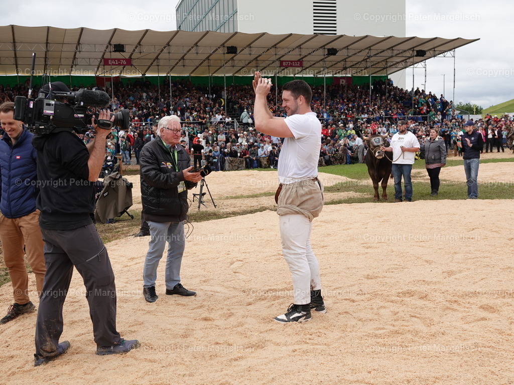 DSC08138 | Schwingen - Realisiert mit Pictrs.com
