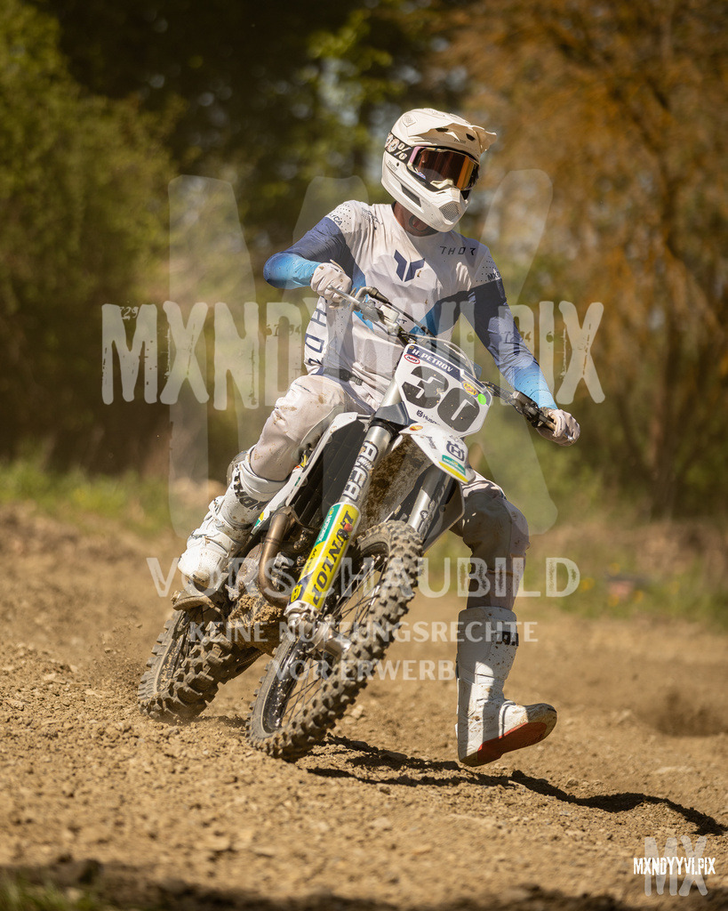 866A5093 | mxndyyvipix