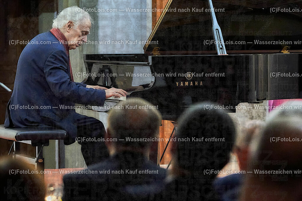 ALS1049_XXXIX-Chopin-Festival_Nocturno_Olejniczak Janusz | (C)FotoLois.com, Alois Spandl, XXXIX. internationales CHOPIN-Festival in der Kartause Gaming, NOCTURNO - nächtliches Konzert bei Kerzenlicht, Sa 5. August 2023.