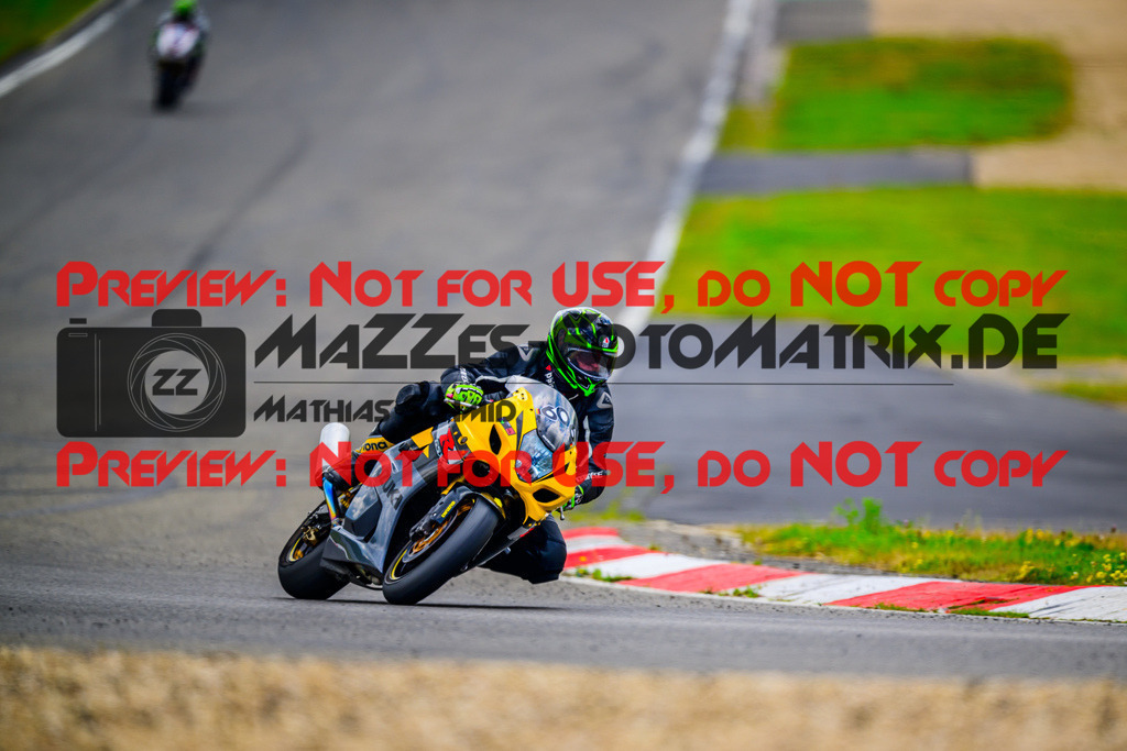 MaZZes_FotoMatrix_240717_6007705_9162 | ROT