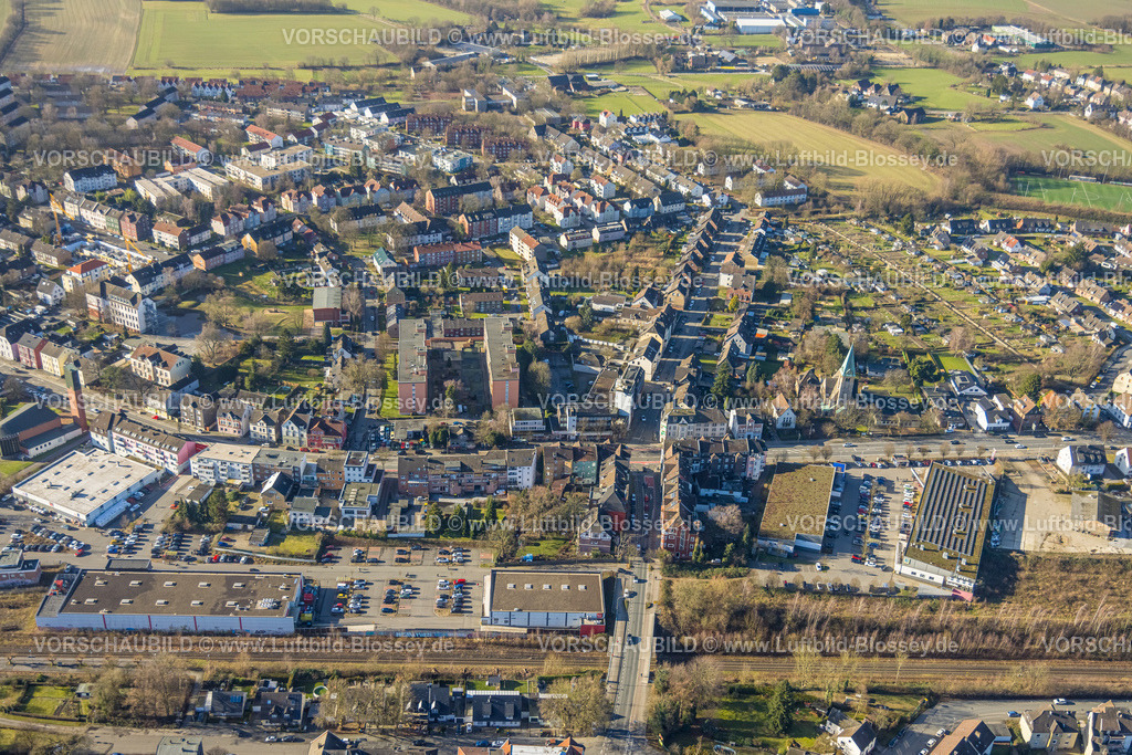 Dortmund240102027 | Luftbild, Wohngebiet Ortskern mit evang. Katharinenkirche, Provinzialstraße Bundesstraße B235, Ecke Bövinghauser Straße, Rewe und Penny Supermarkt, Verkehrssituation, Bövinghausen, Dortmund, Ruhrgebiet, Nordrhein-Westfalen, Deutschland
