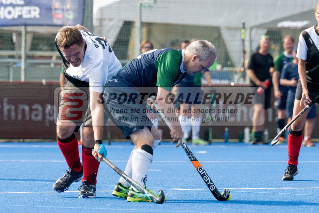 SFE_20240817_0091 | Krefeld, Deutschland, 17.08.2024:  European Cup for Recreational Hockey Players im KTHC Stadion Rot-Weiss Köln Tennis and Hockey Club am 17.08.2024 in Krefeld, Deutschland. (Foto von Stephan Fehrmann)Krefeld, Germany, 17.08.2024: European Cup for Recreational Hockey Players in KTHC Stadion Rot-Weiss Köln Tennis and Hockey Club at 17.08.2024 in Krefeld, Deutschland. (Foto from Stephan Fehrmann)