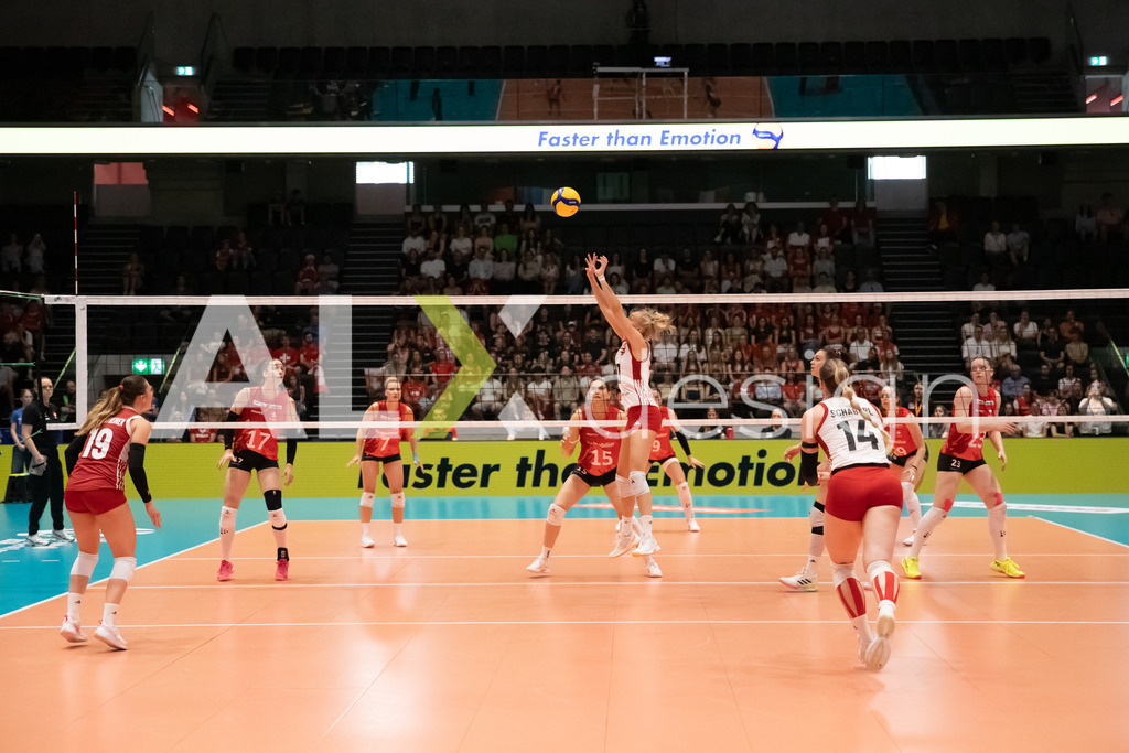 Austria v Switzerland - CEV European League Women | KRIENS, SWITZERLAND - JUNE 14: DANA SCHMIT of Austria during the CEV European League match between Austria and Switzerland at Pilatus Arena on June 14, 2026 in Kriens, Switzerland. - Realisiert mit Pictrs.com