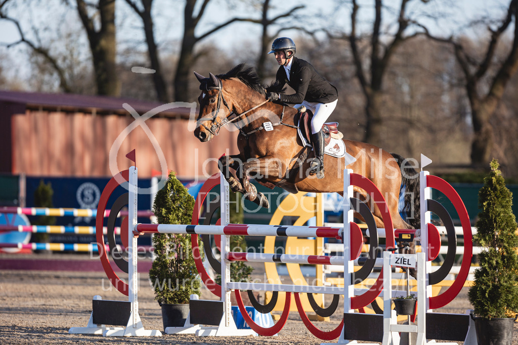 250408_Mühlen_Youngster-M-614 | Deine schönsten Turniermomente als professionelle Fotos! Entdecke hochwertige Pferdesport-Fotografie im Online-Shop. Jetzt Fotos finden & bestellen!